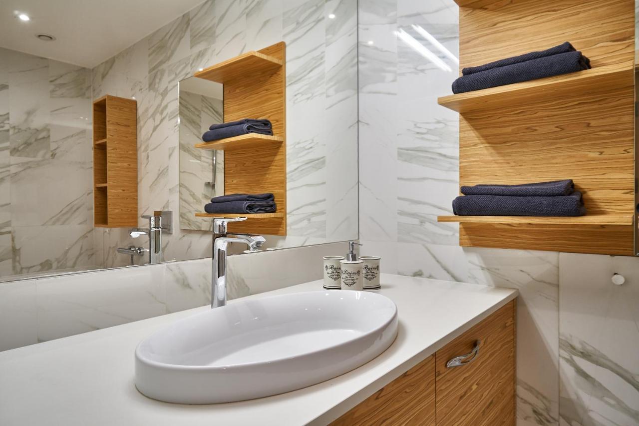 Emi Apartment Рига Екстериор снимка