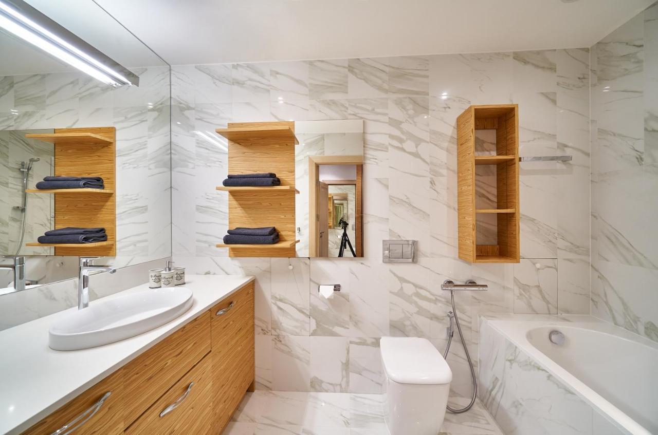 Emi Apartment Рига Екстериор снимка